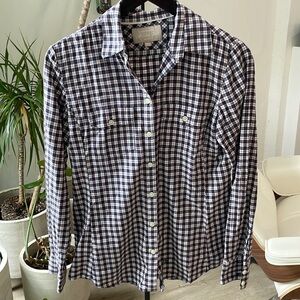 Black, Grey, red, white plaid Banana Republic soft wash shirt 100% cotton